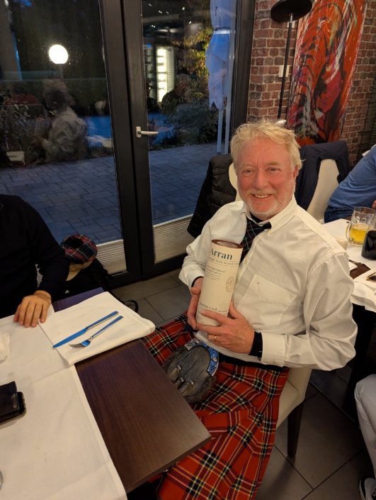 PXL_20251011_165838537.RAW-01.COVER