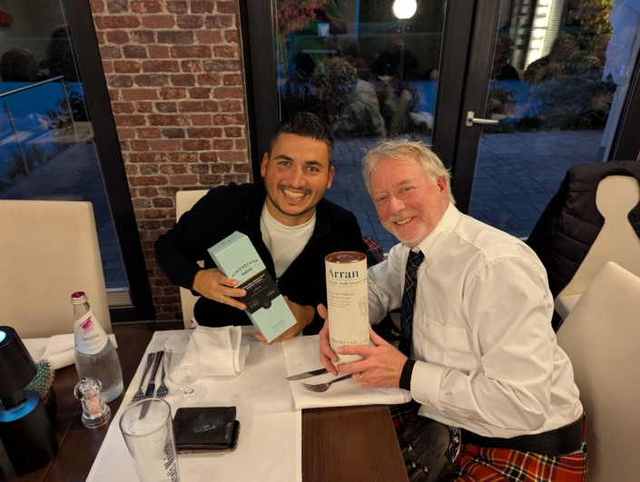 PXL_20251011_165842885.RAW-01.COVER