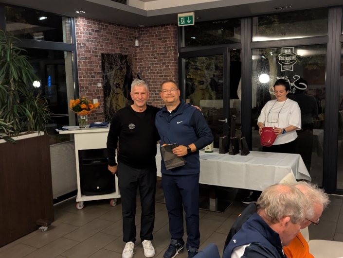 PXL_20251011_173414228.RAW-01.COVER